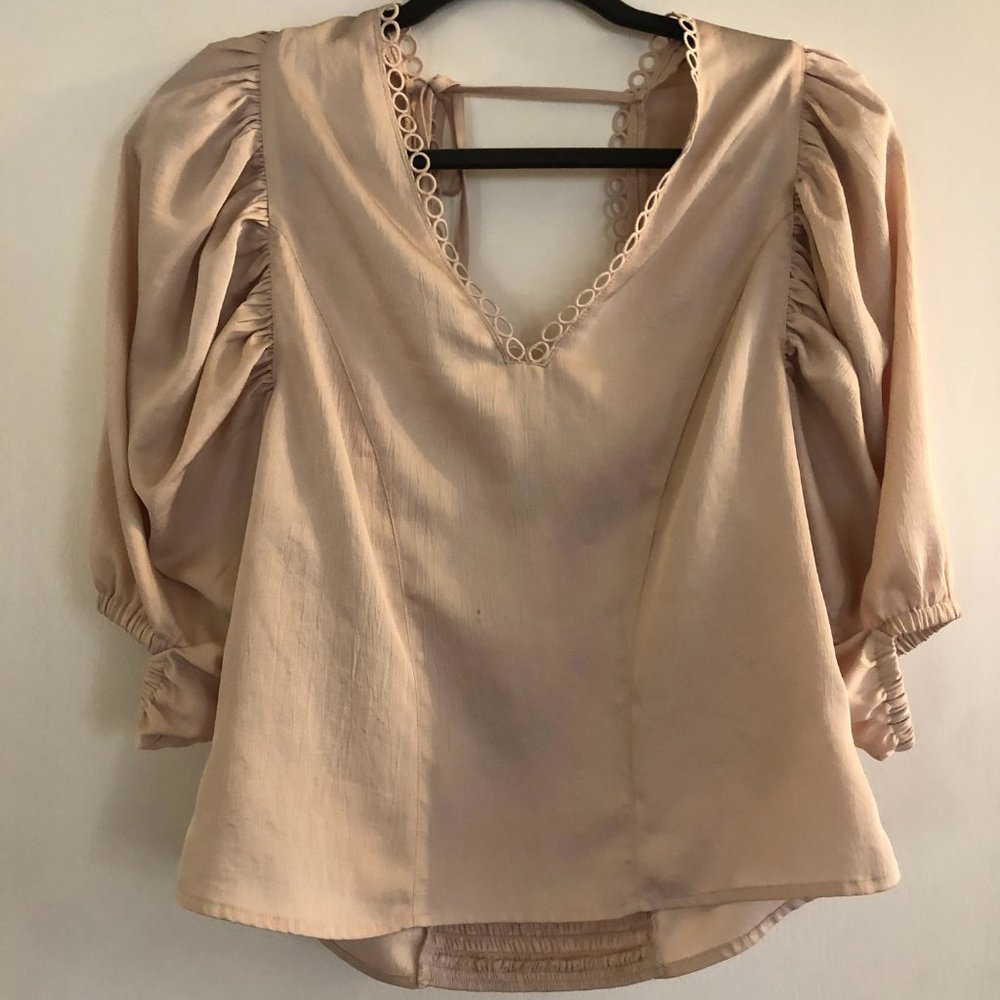 Size M - Puff Sleeve Cream Silk Shirt In Cream